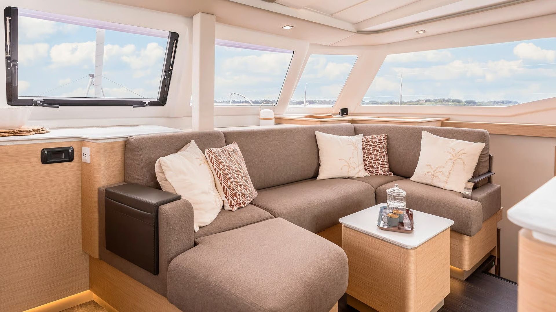 Fountaine Pajot New 41 | Sisley