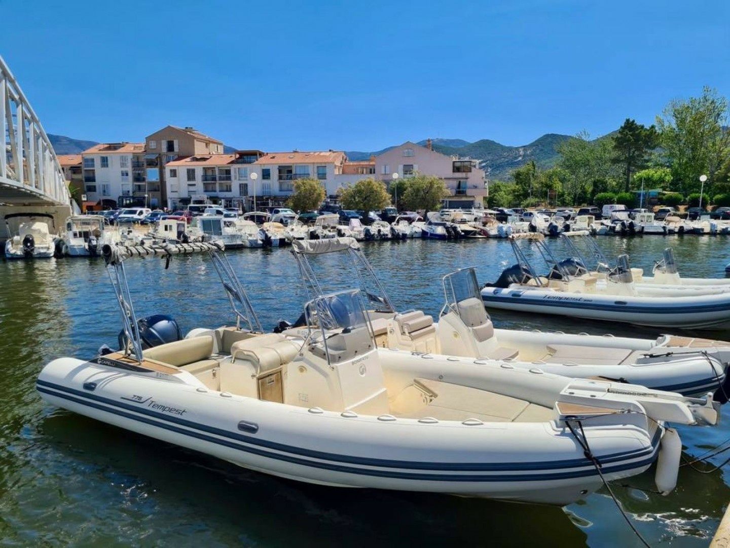 Capelli Tempest 775 | 20