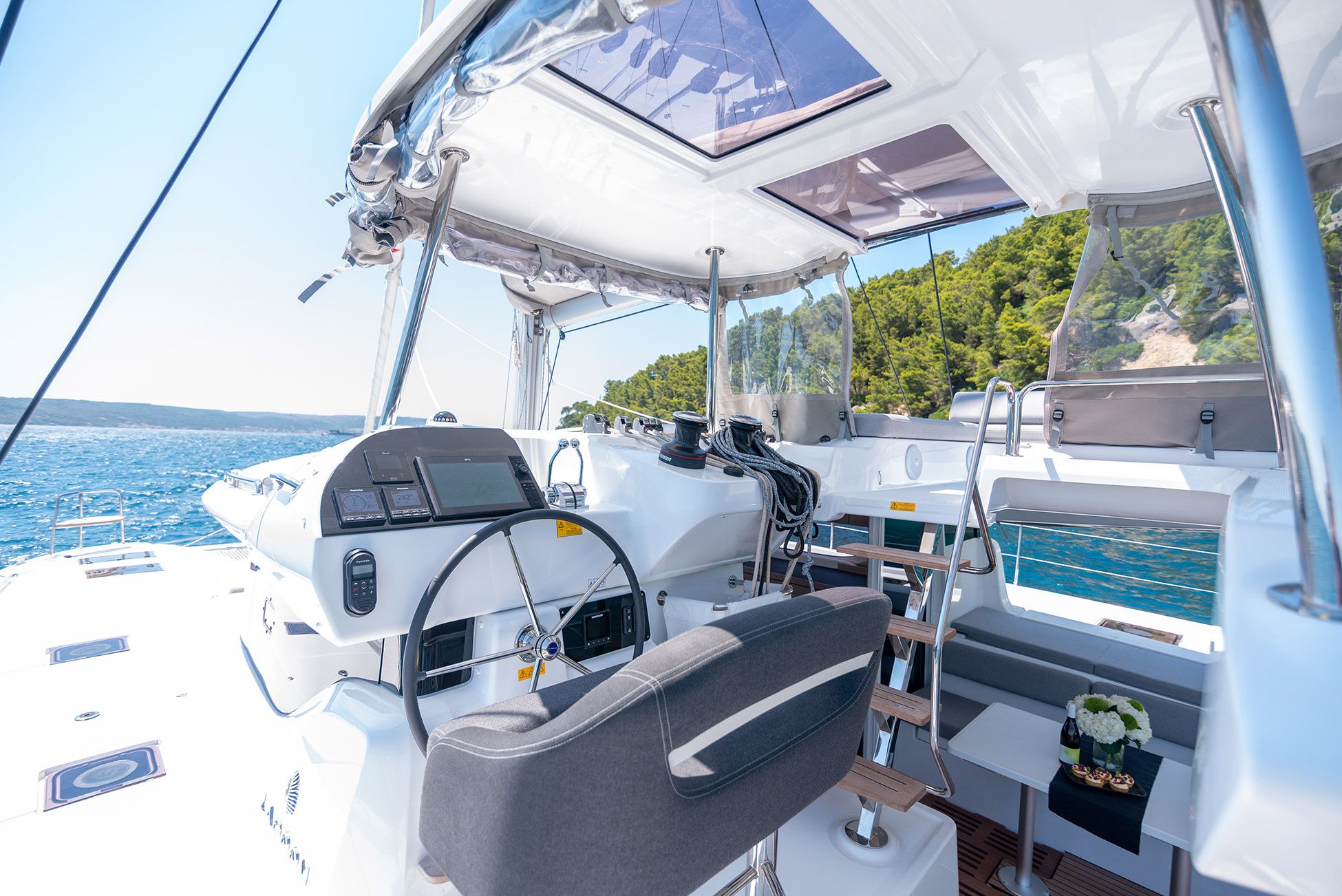 Lagoon 43 | Find Us 2