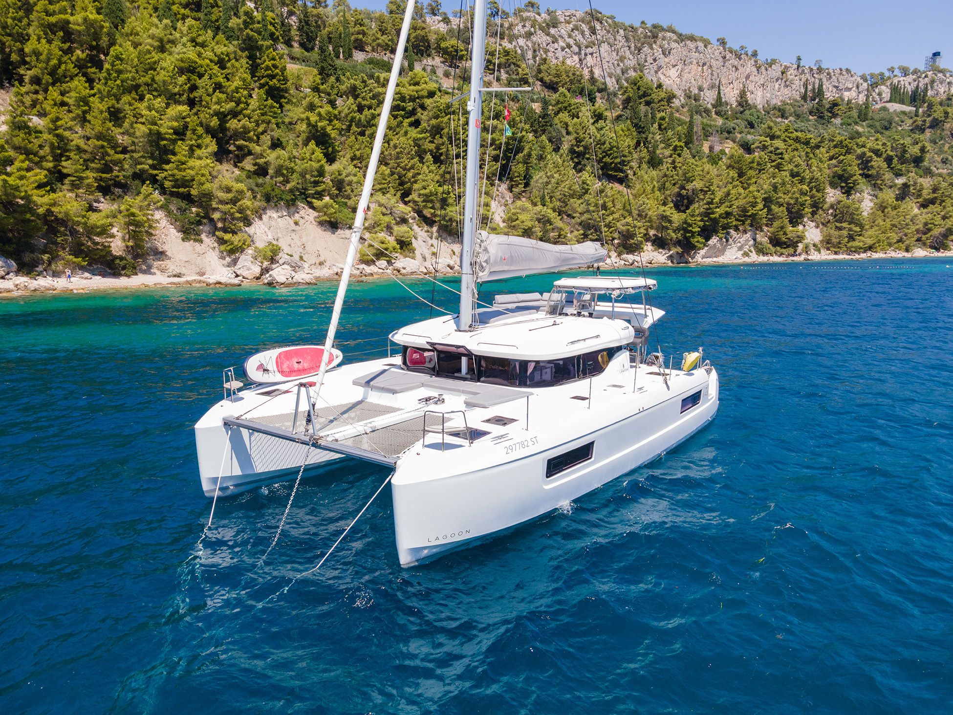 Lagoon 43 | Find Us 2