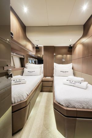 Dominator 780 | Why Not