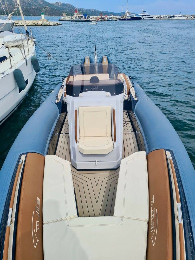 MV Marine Mito 29 | 22