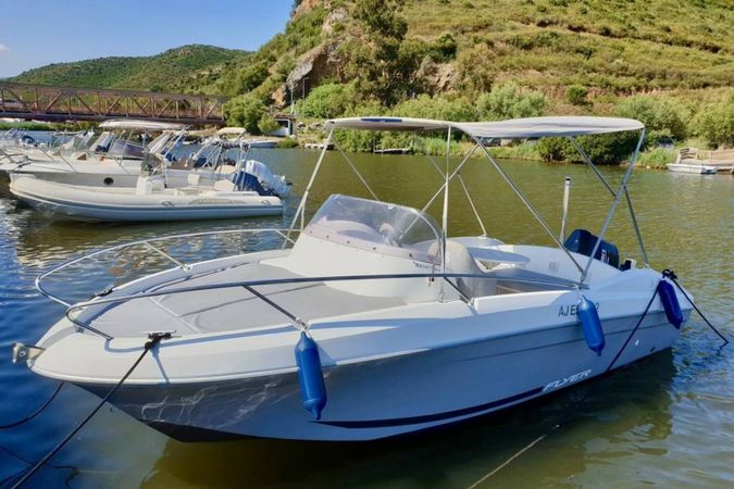 Beneteau Flyer 650 Sun Deck | 10
