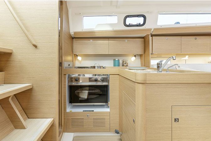 Dufour 360 | Leonore