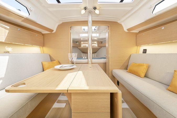 Dufour 360 | Leonore