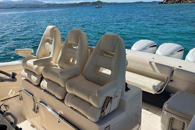 Grady White Canyon 336 | 23