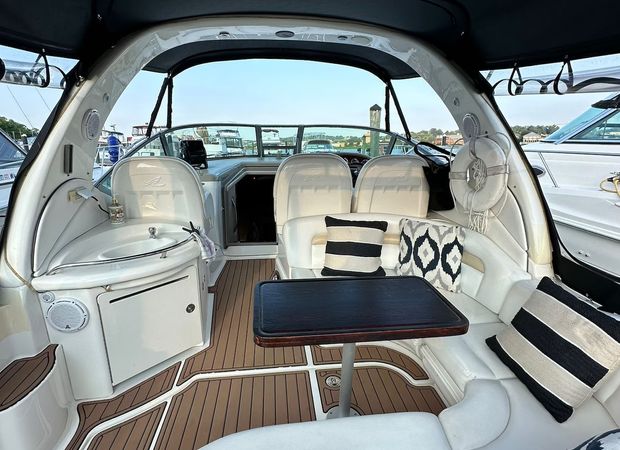 Sea Ray Sundancer 340 | Destination
