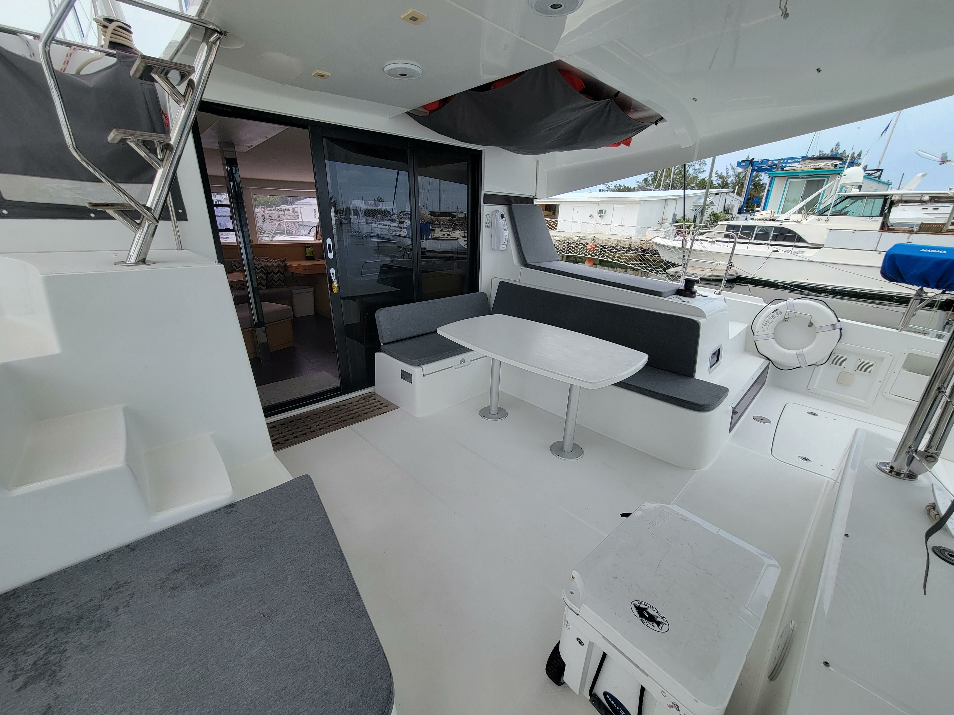 Lagoon 42 | Sugar Magnolia