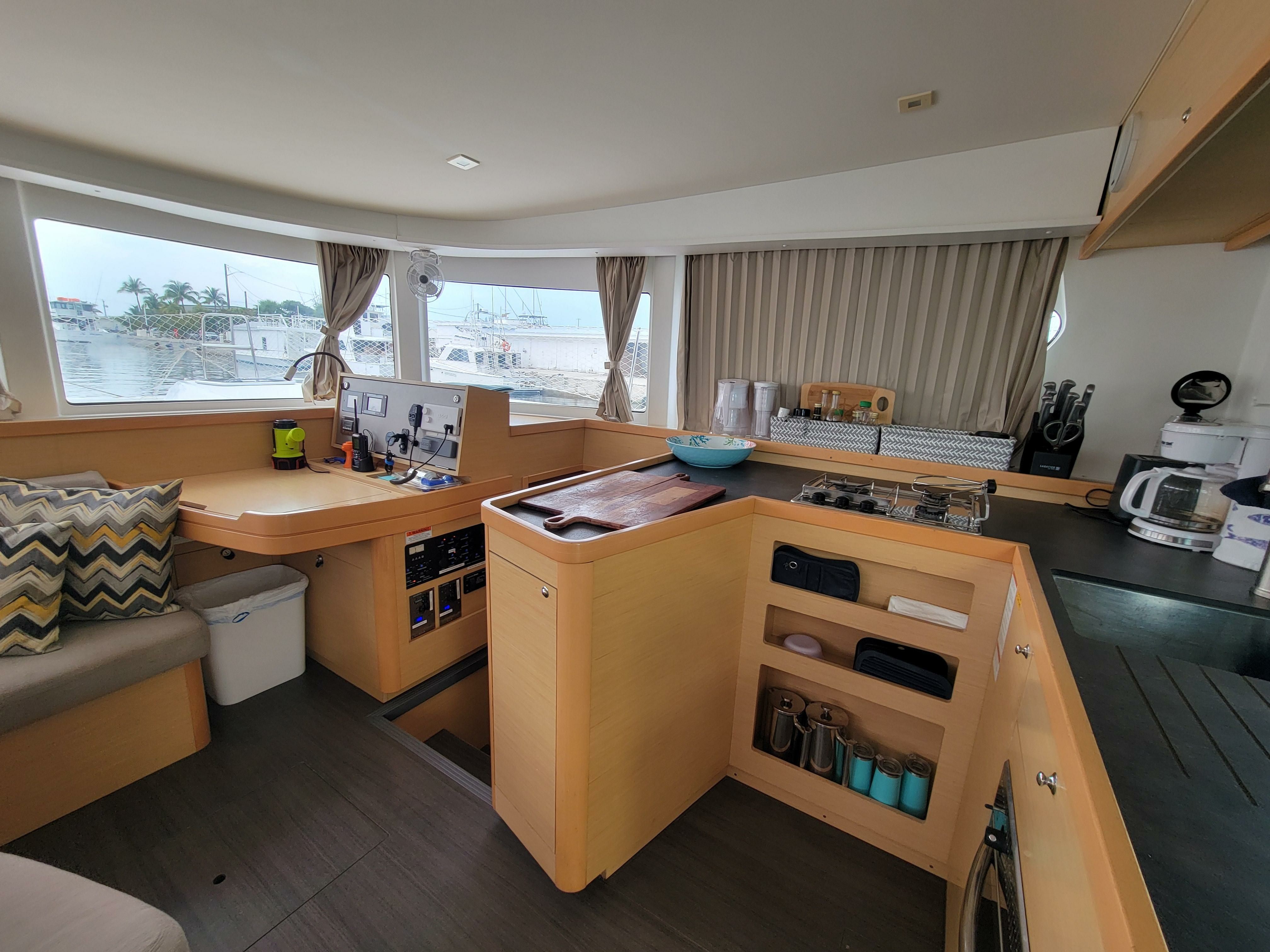 Lagoon 42 | Sugar Magnolia