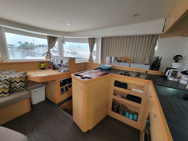 Lagoon 42 | Sugar Magnolia