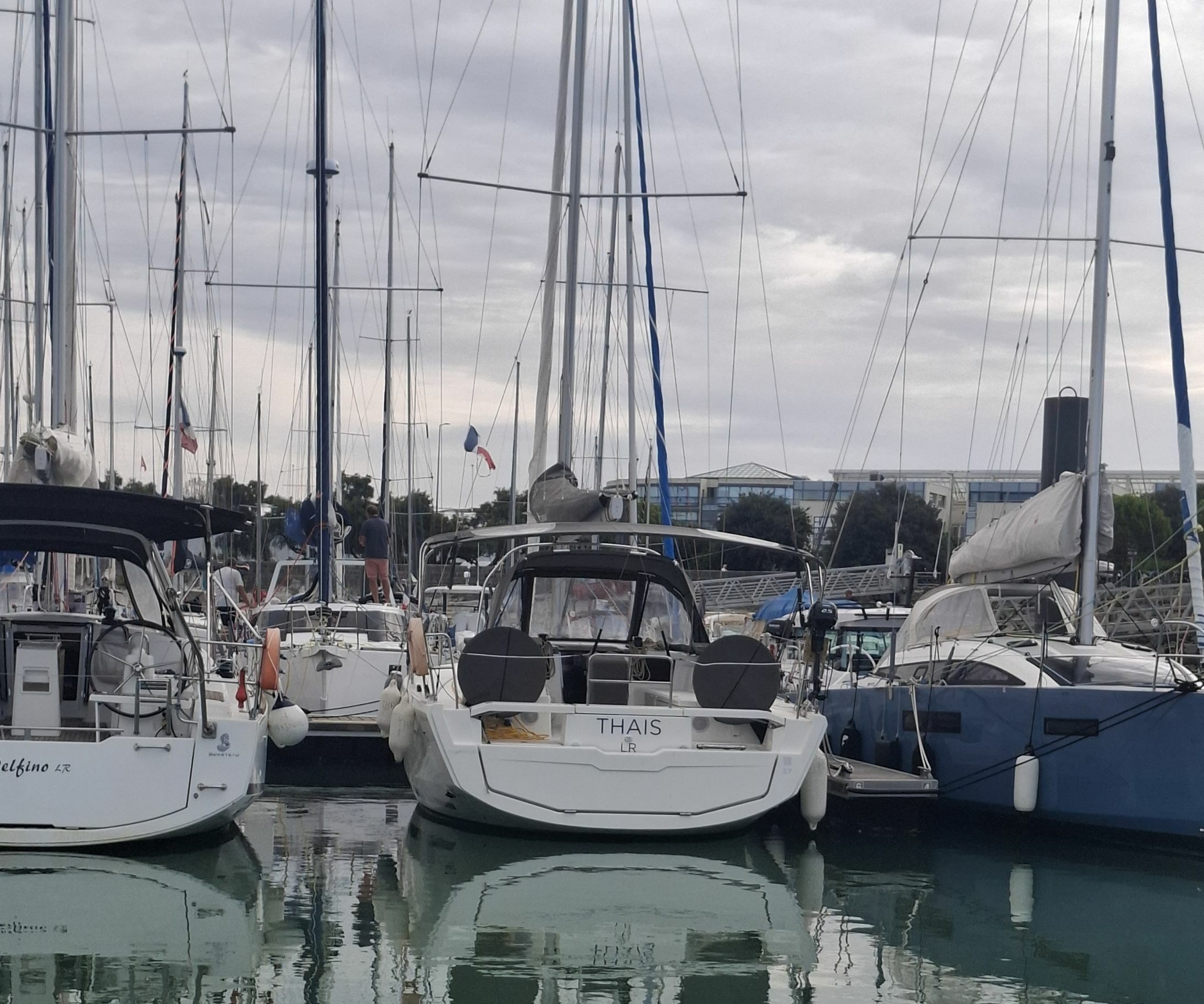 Dufour 37 | Thais