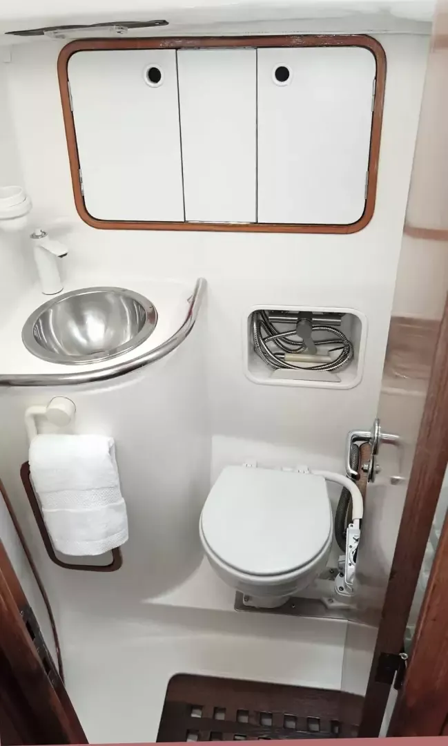 Beneteau Oceanis 50 | Nosy Pearl