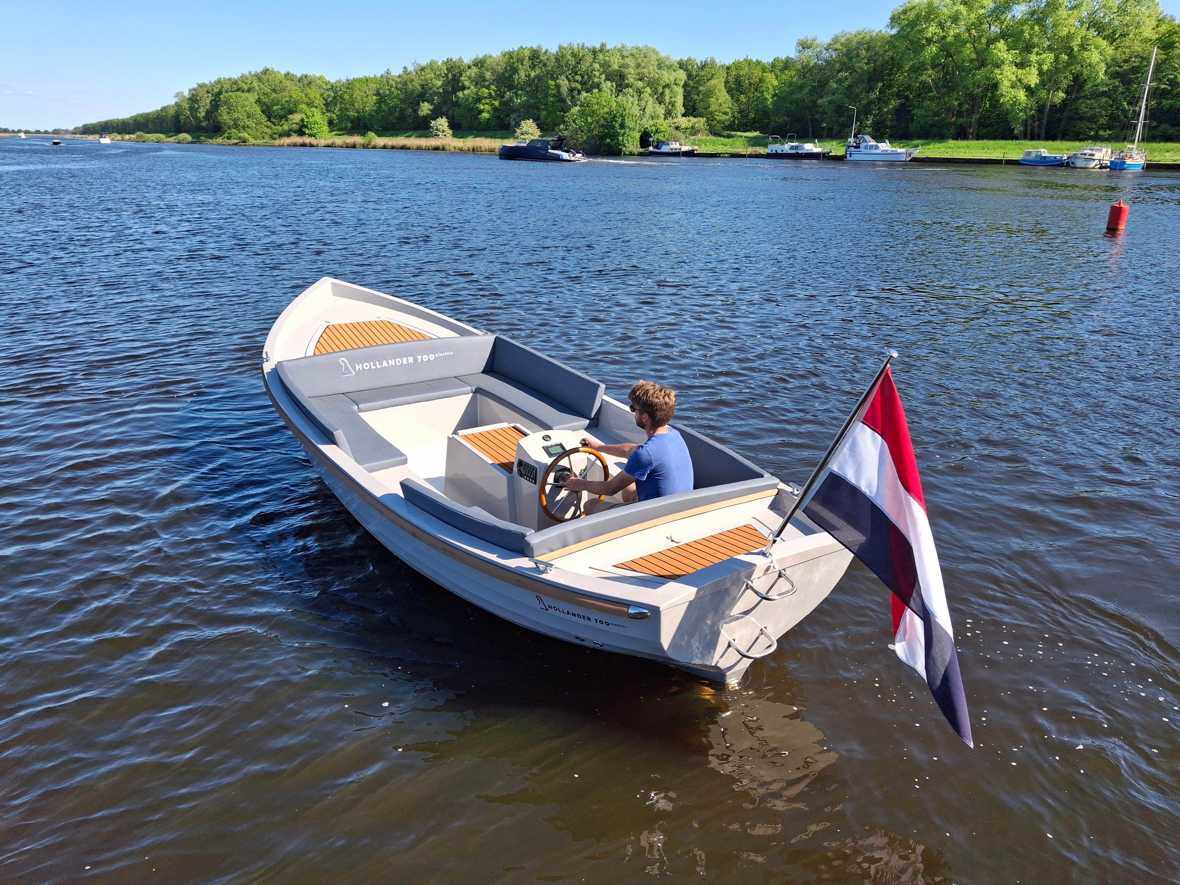 Hollander 700 | Electric