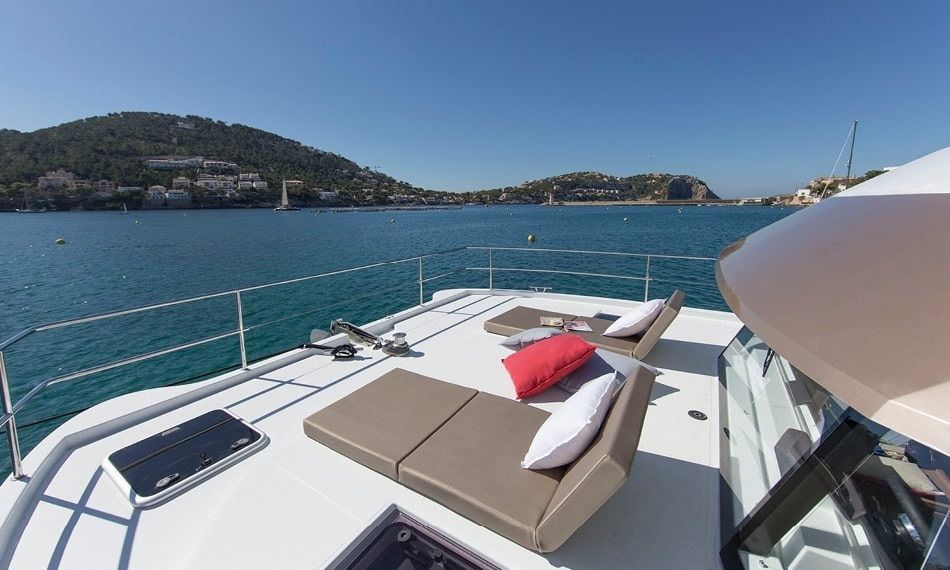 Fountaine Pajot MY 37 | Fleur de Corail