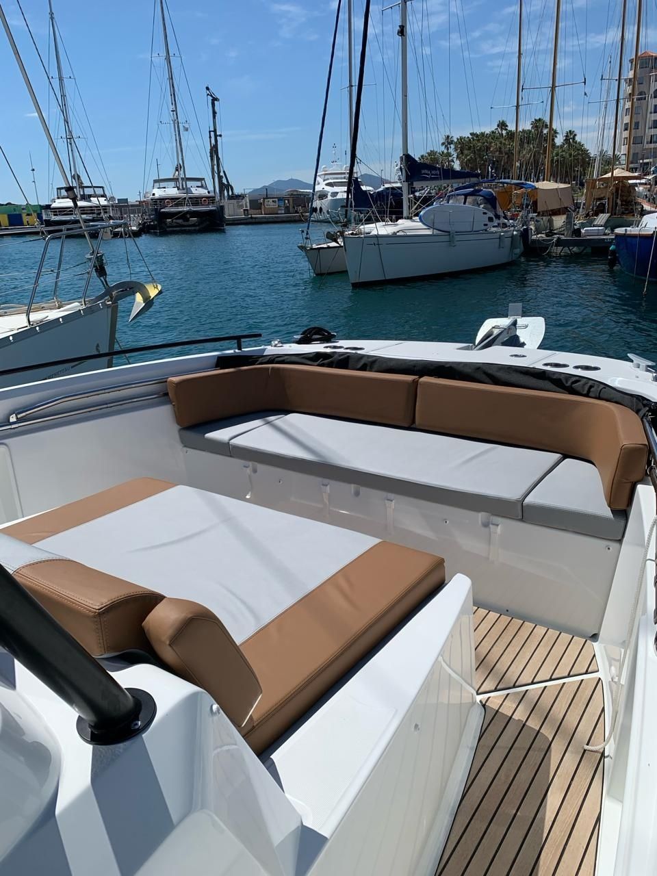 Beneteau Flyer 9 Spacedeck | Seven