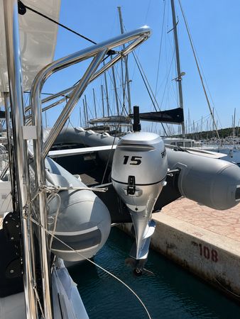 Lagoon 42 | Slowdown
