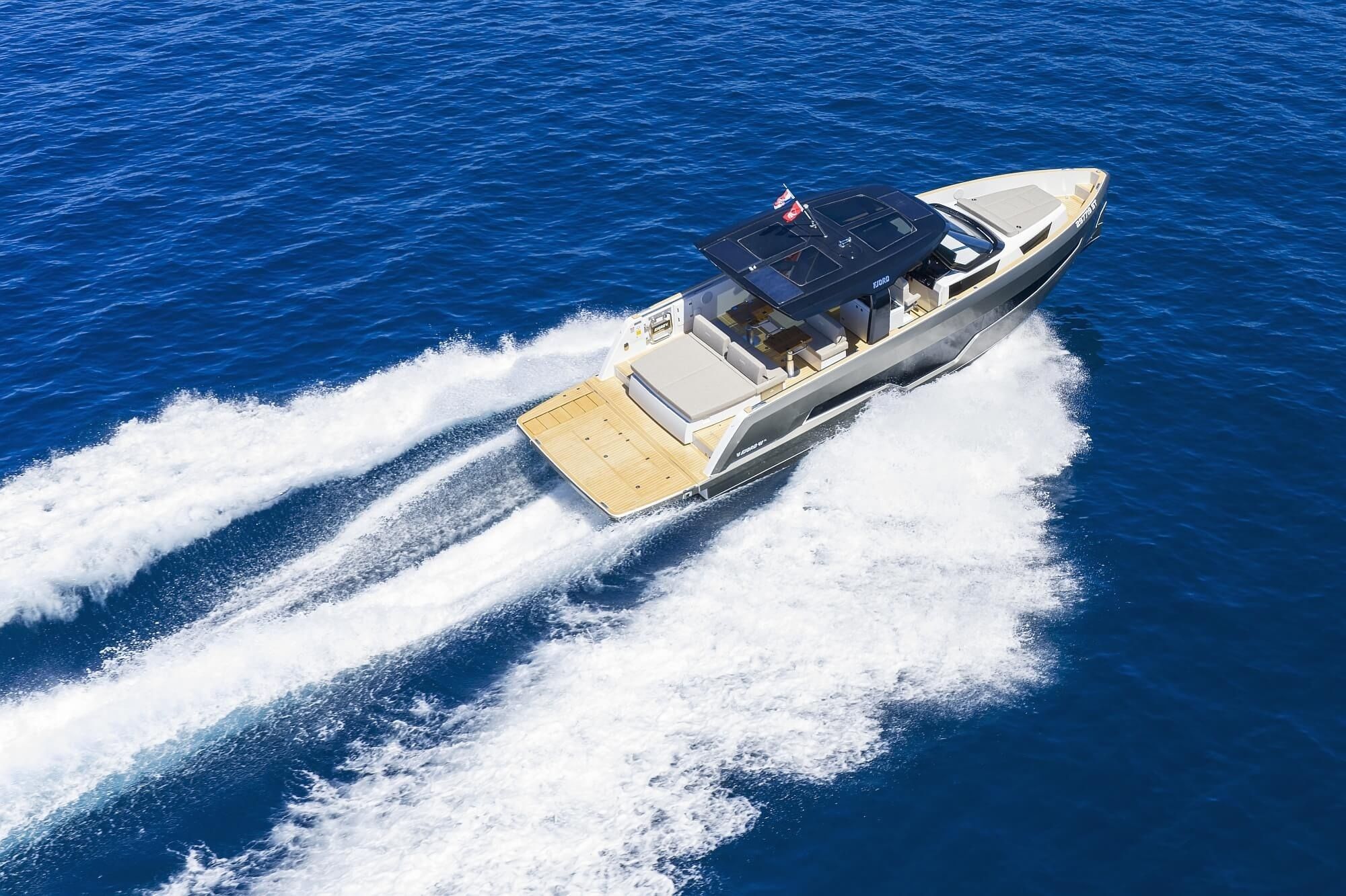 Fjord 41XL | Instant Crush