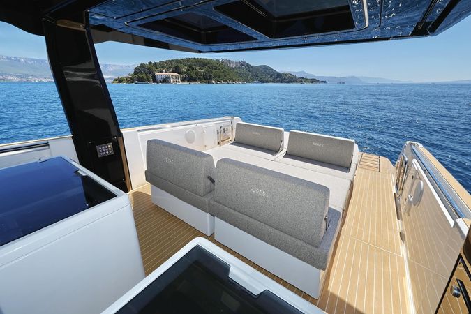 Fjord 41XL | Instant Crush