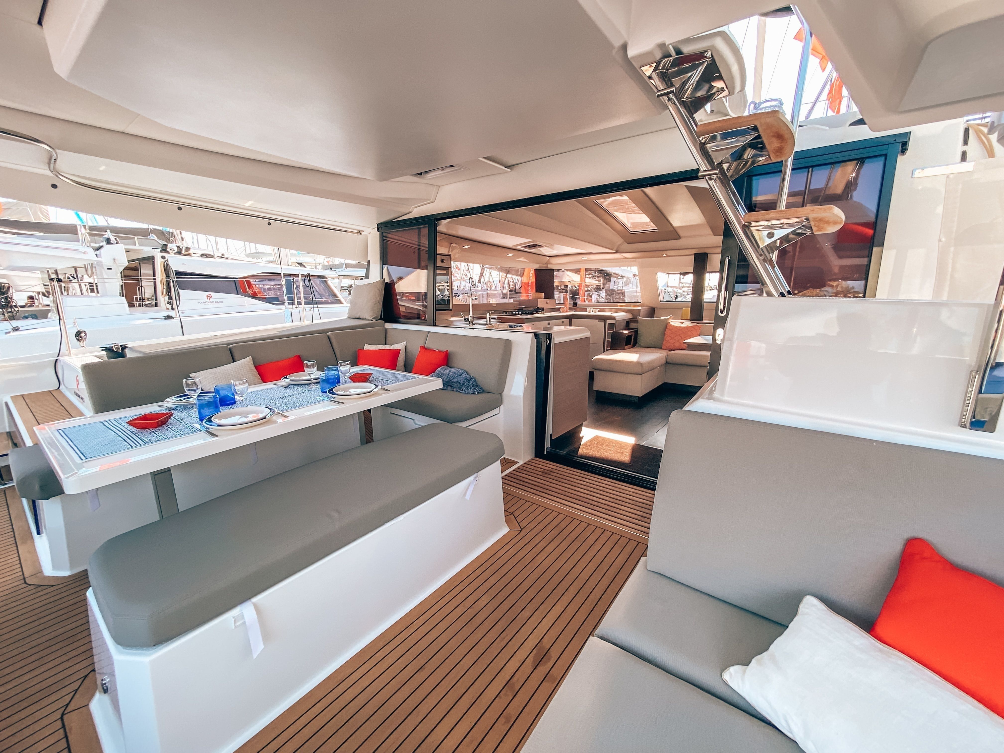 Fountaine Pajot Elba 45 | White Bird