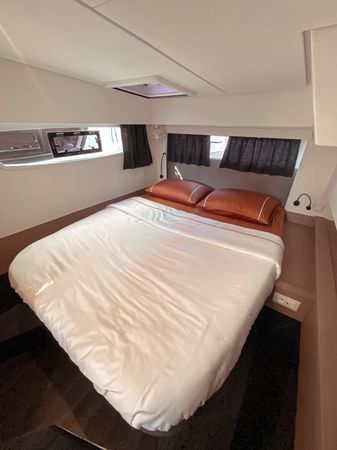 Fountaine Pajot Elba 45 | White Bird