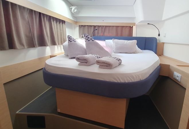 Fountaine Pajot New 44 | Skywalker