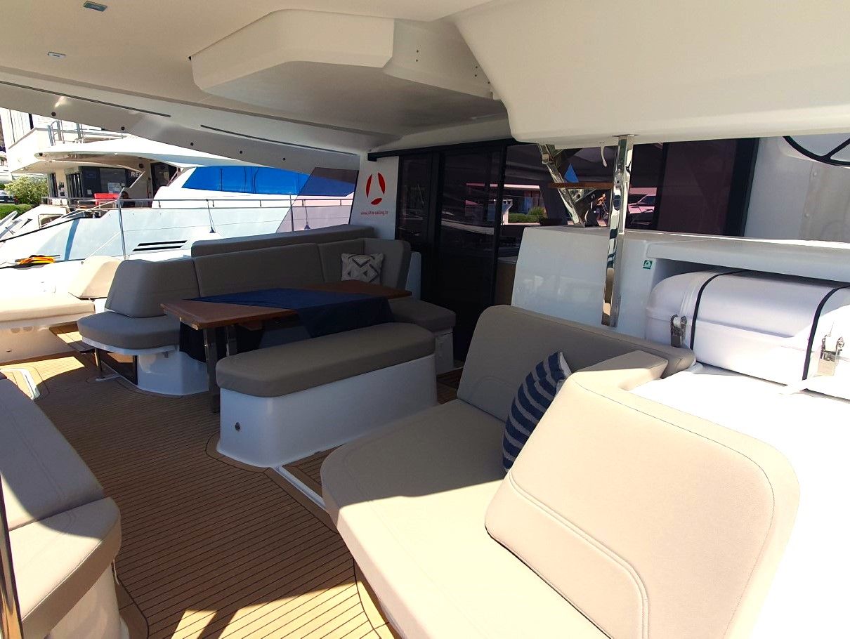 Fountaine Pajot New 44 | Skywalker