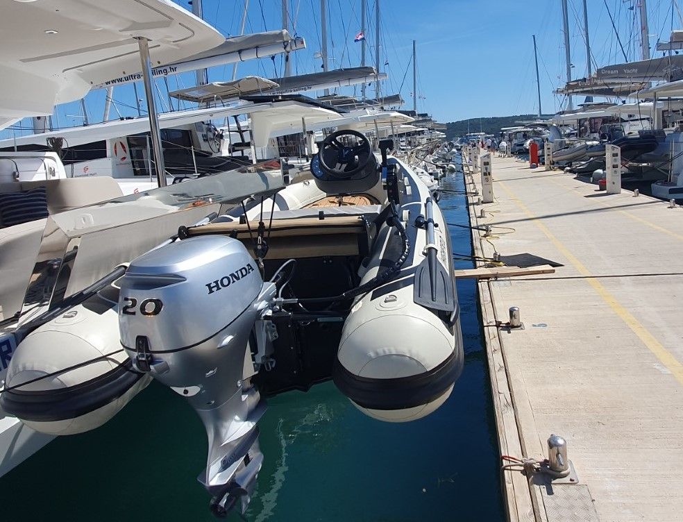 Fountaine Pajot New 44 | Skywalker