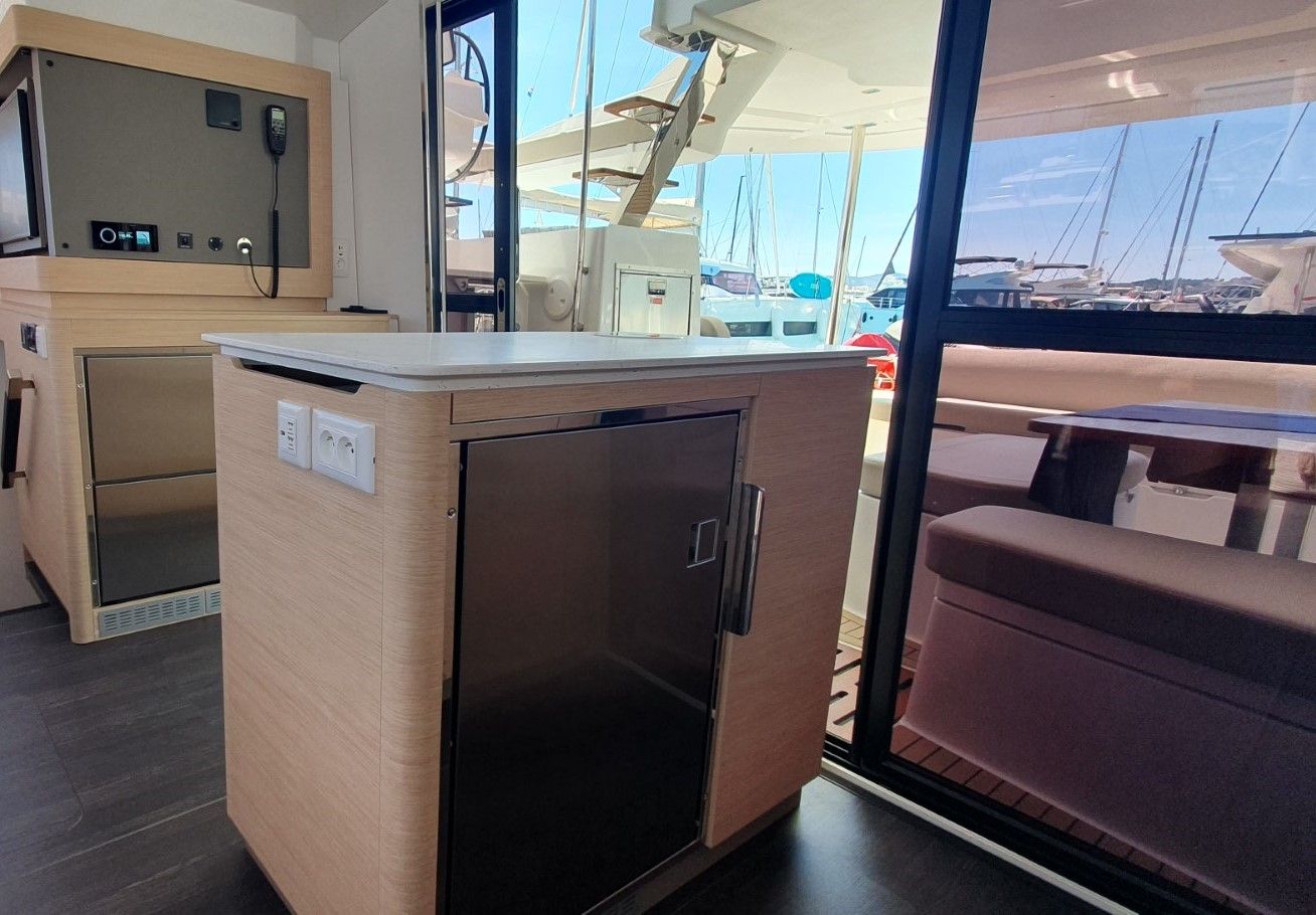 Fountaine Pajot New 44 | Skywalker