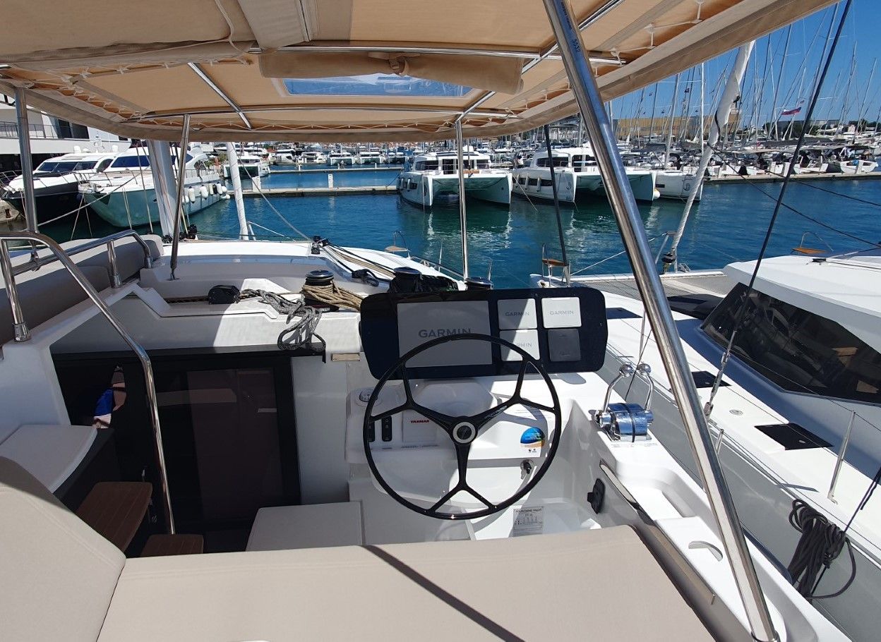 Fountaine Pajot New 44 | Skywalker