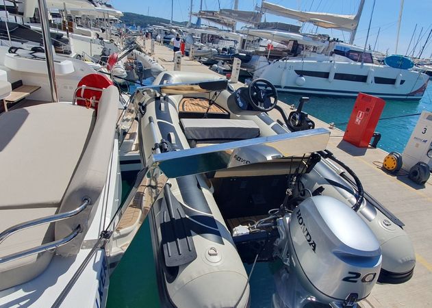 Fountaine Pajot New 44 | Skywalker