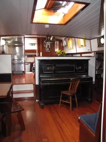 Custom Built 78 | Aagtje