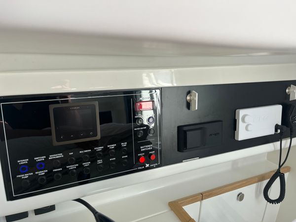 Italia Yachts 9.98 | Bellissima