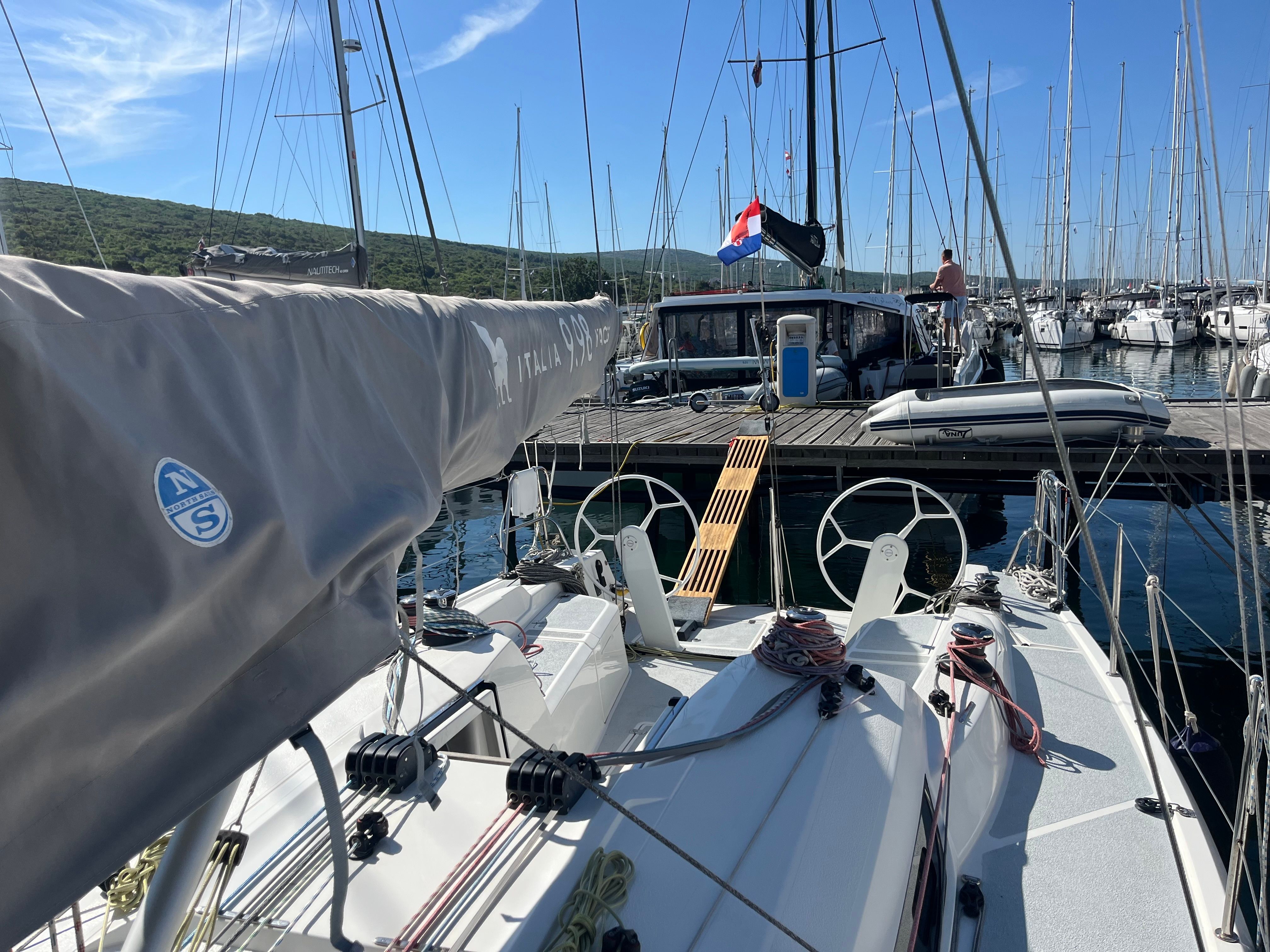 Italia Yachts 9.98 | Bellissima