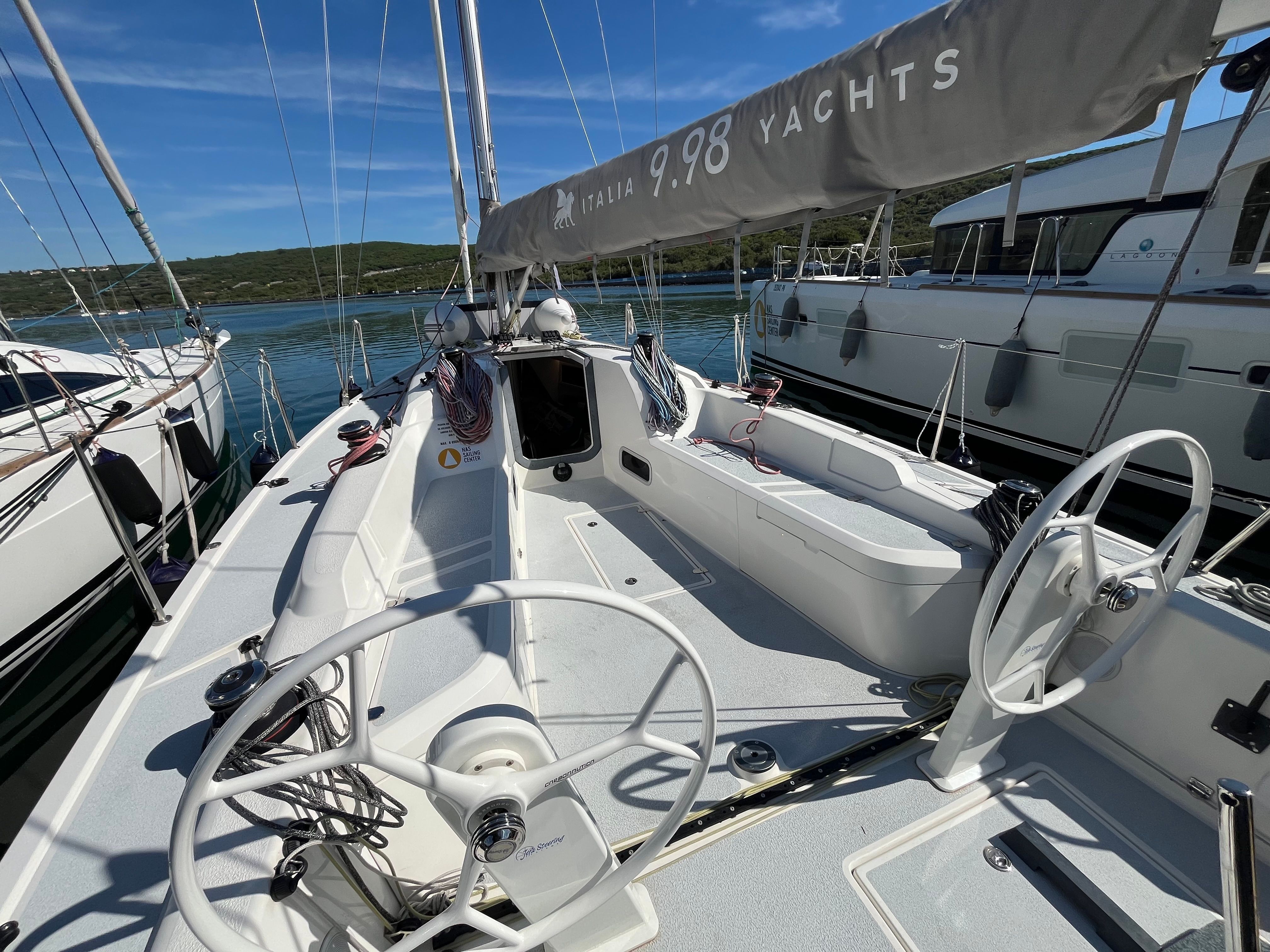Italia Yachts 9.98 | Bellissima