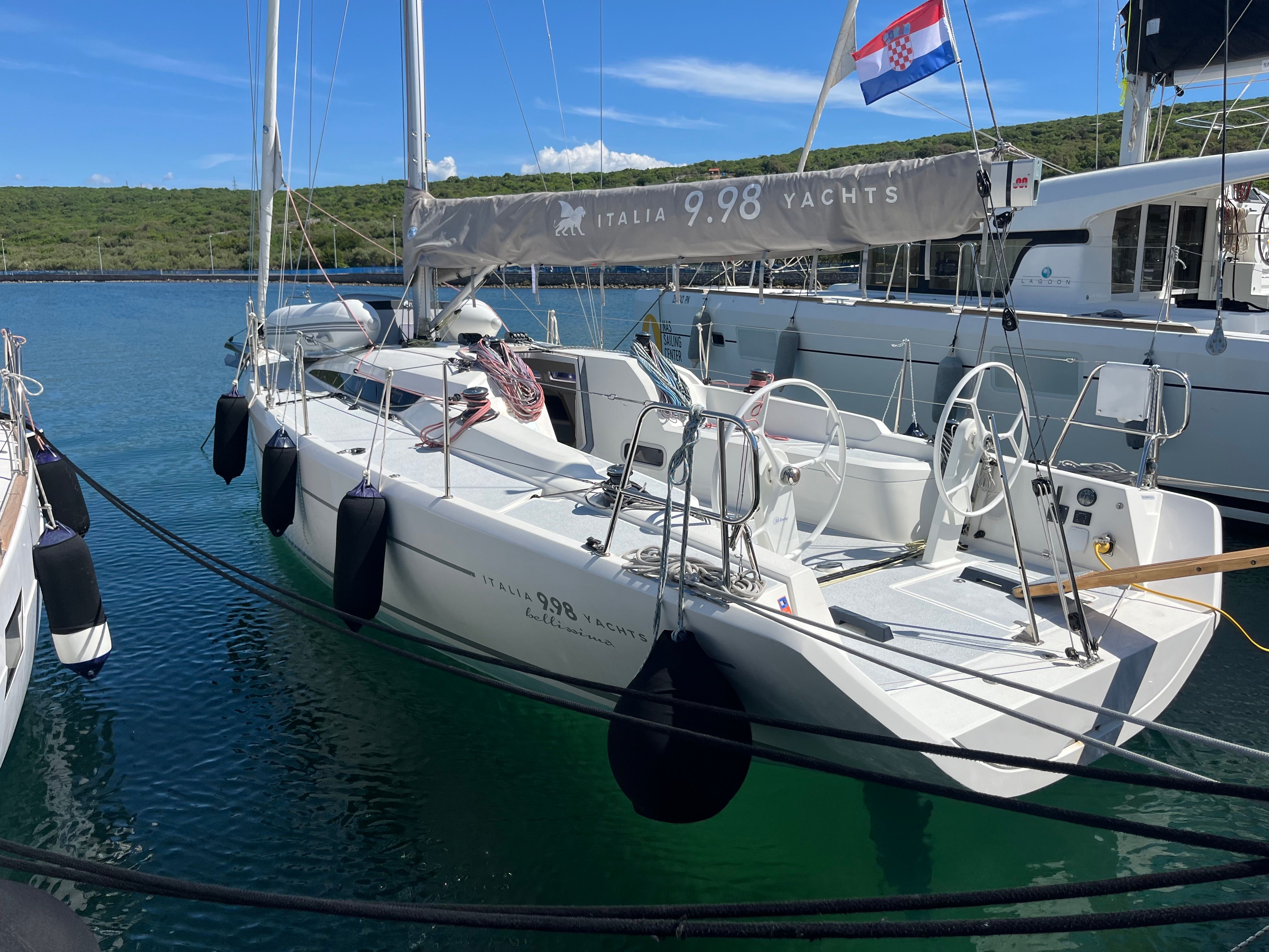 Italia Yachts 9.98 | Bellissima