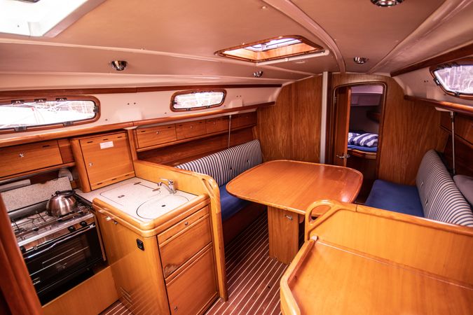 Bavaria 30 Cruiser | Bora-Bora