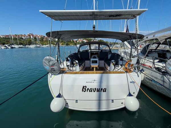Bavaria Voyager 45 | Bravura