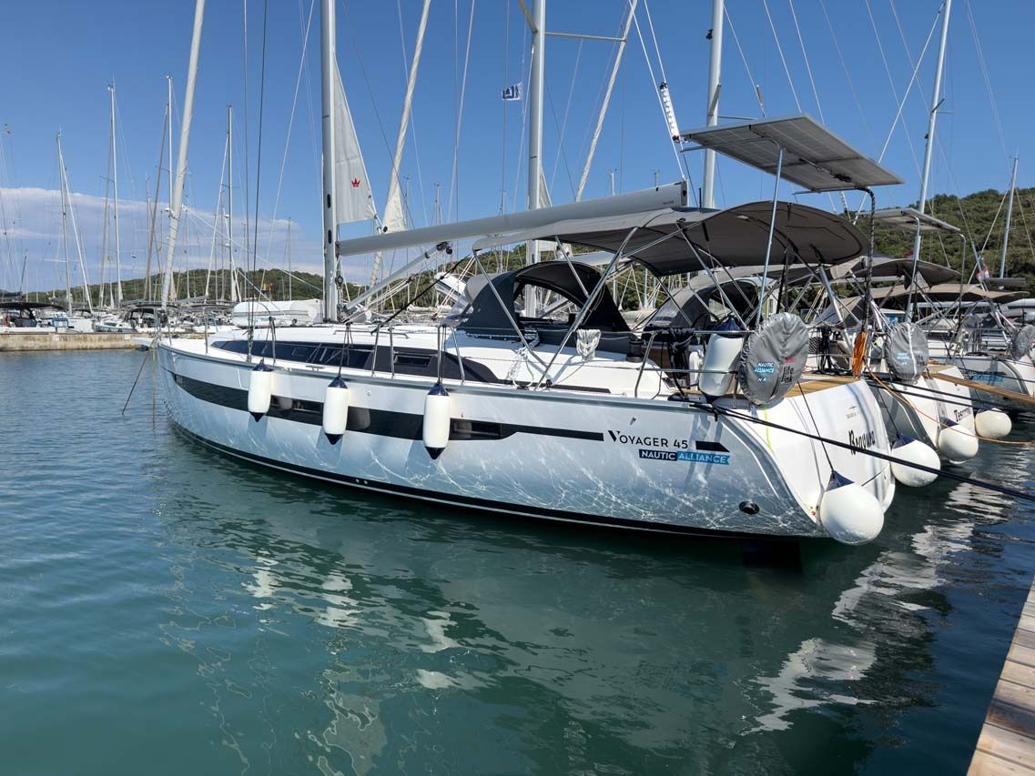 Bavaria Voyager 45 | Bravura