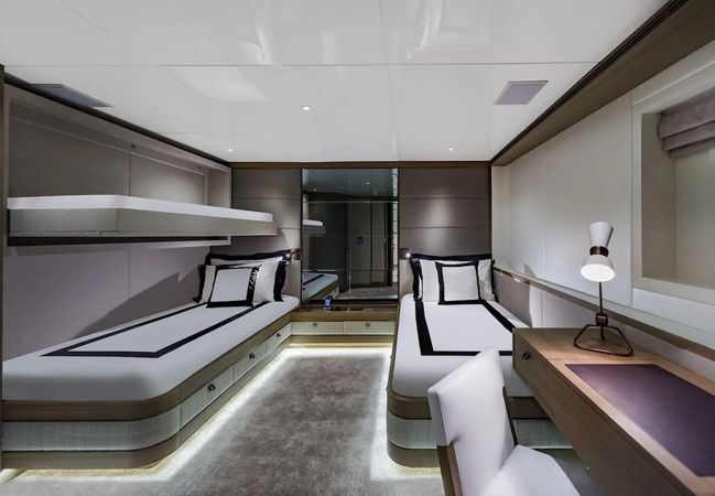 CRN 154 | Liquid Sky