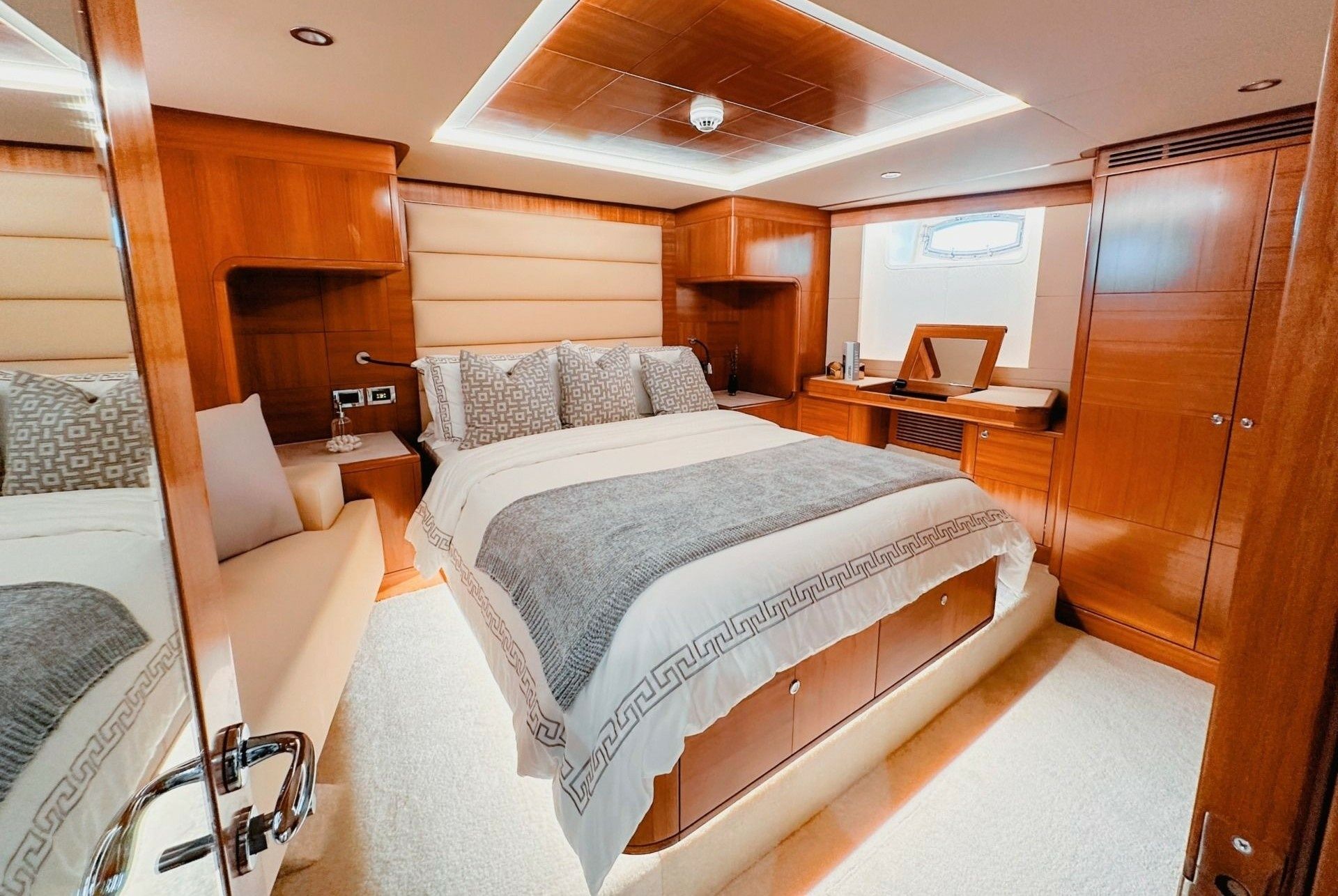 Majesty 110 | Xclusive 35