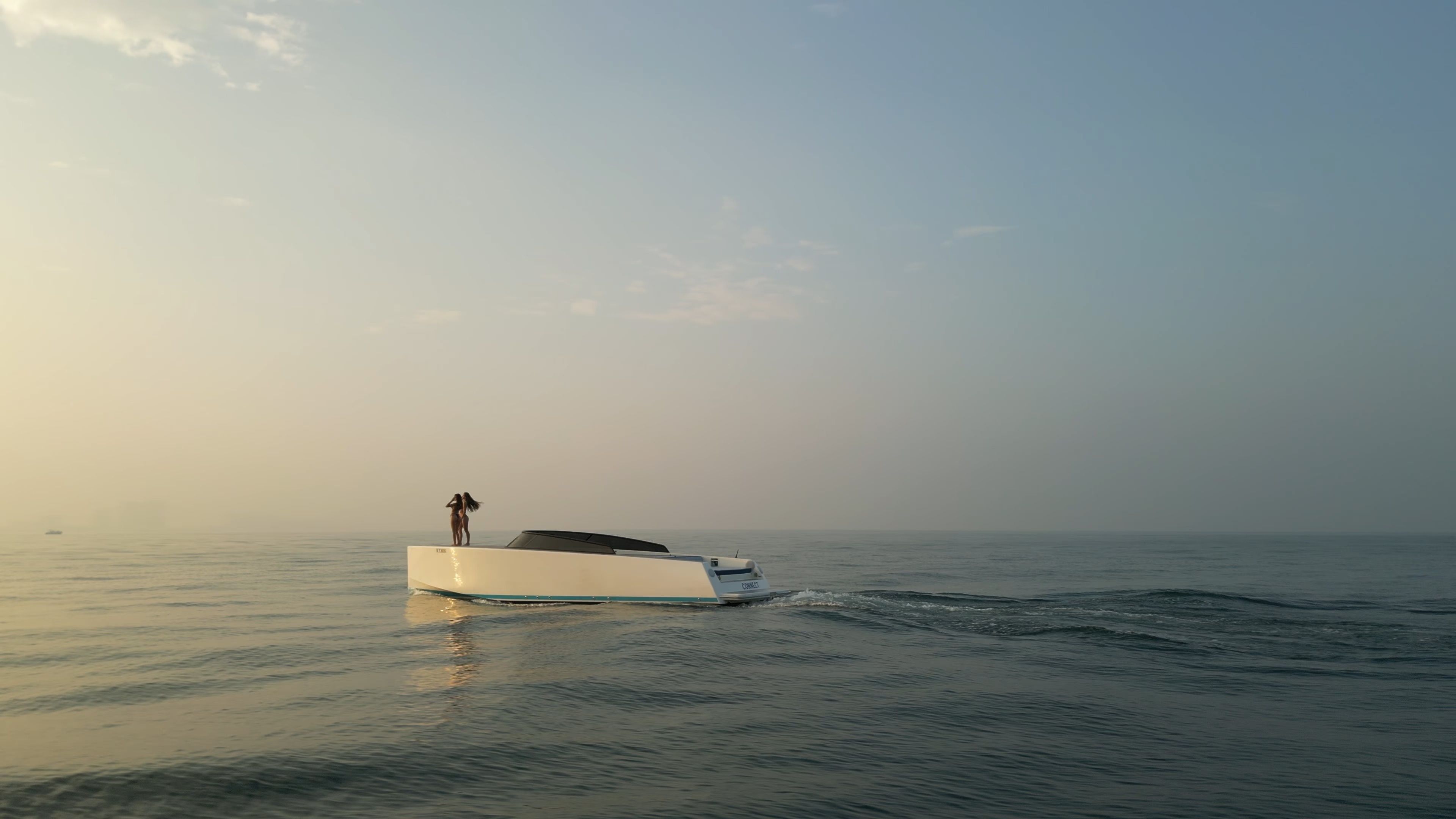 Van Dutch 40 | Connect