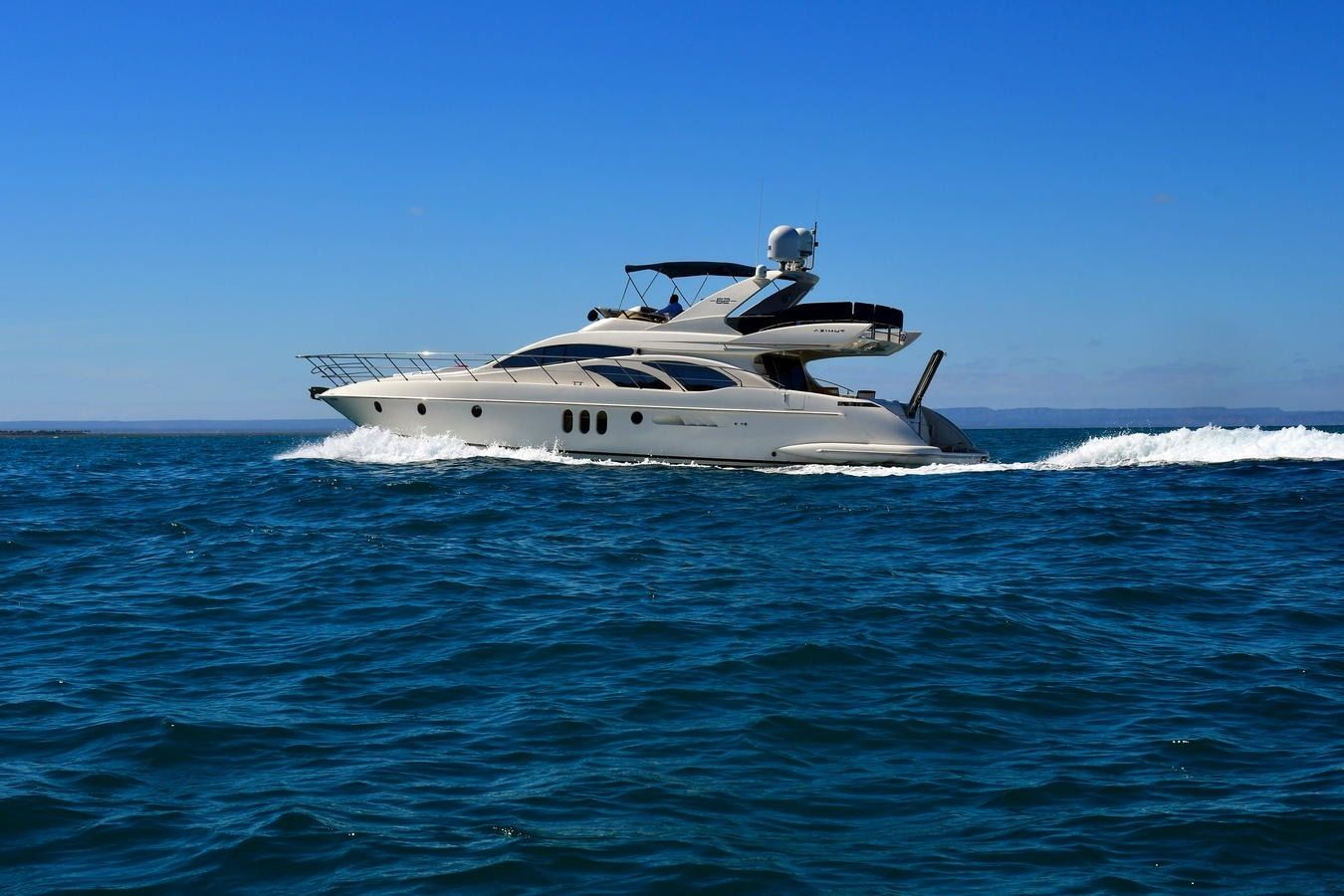Azimut 62 Fly | Bellafer