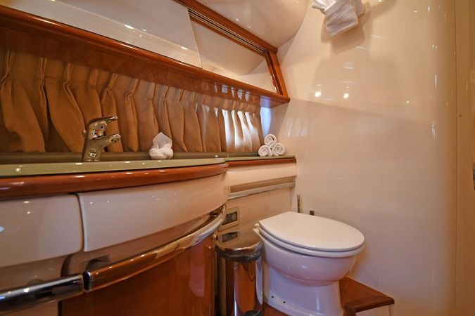 Azimut 62 Fly | Bellafer