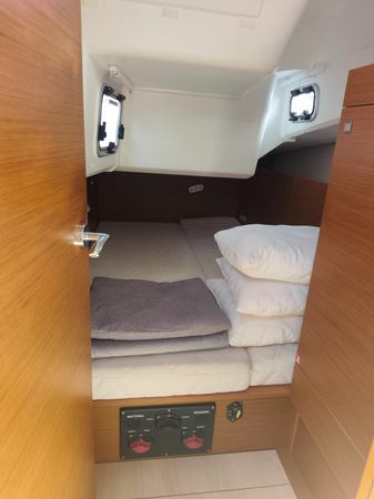 Jeanneau Sun Odyssey 415 | Akita