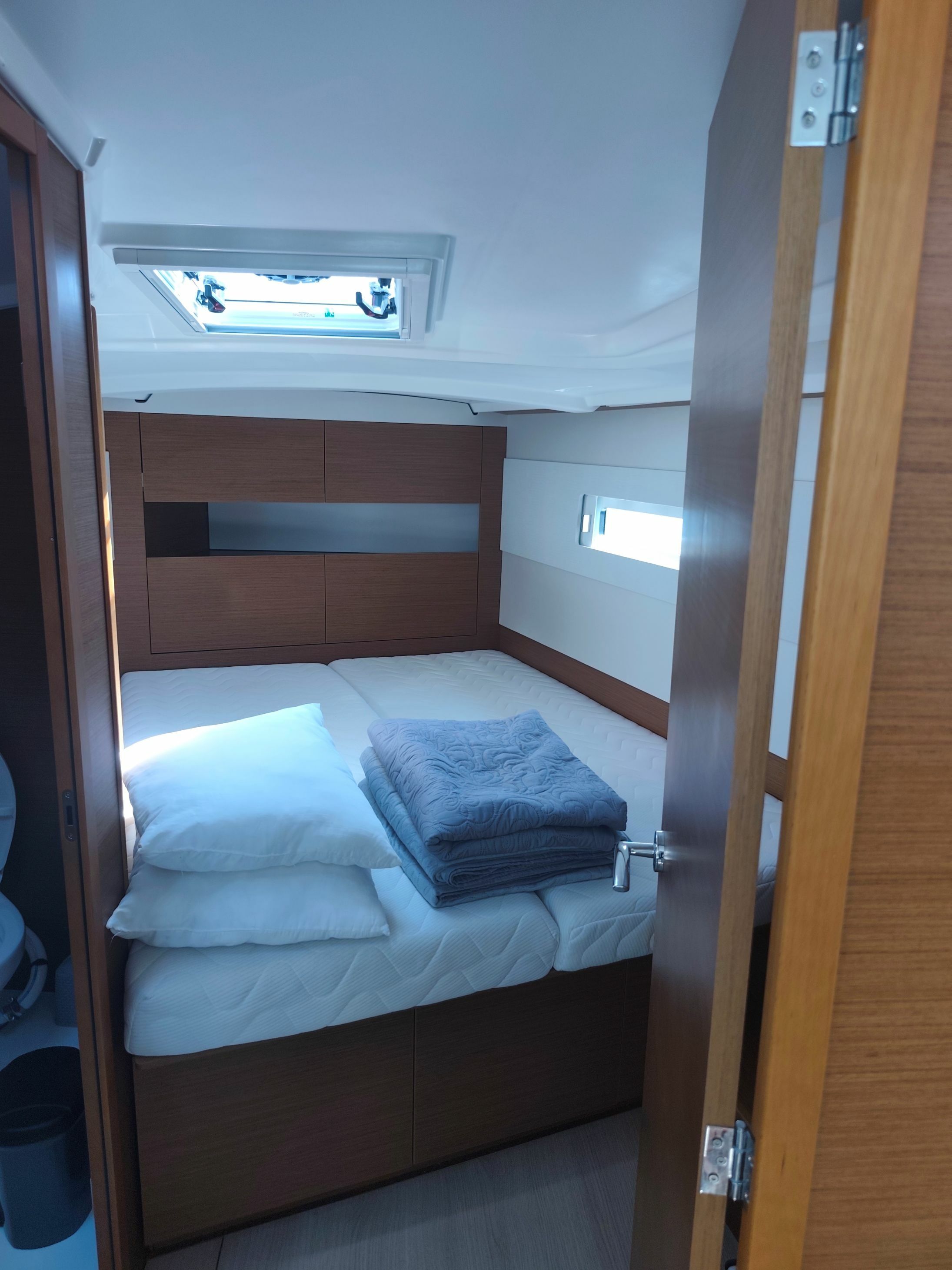 Jeanneau Sun Odyssey 415 | Akita