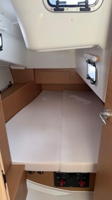 Jeanneau Sun Odyssey 350 | Ellada