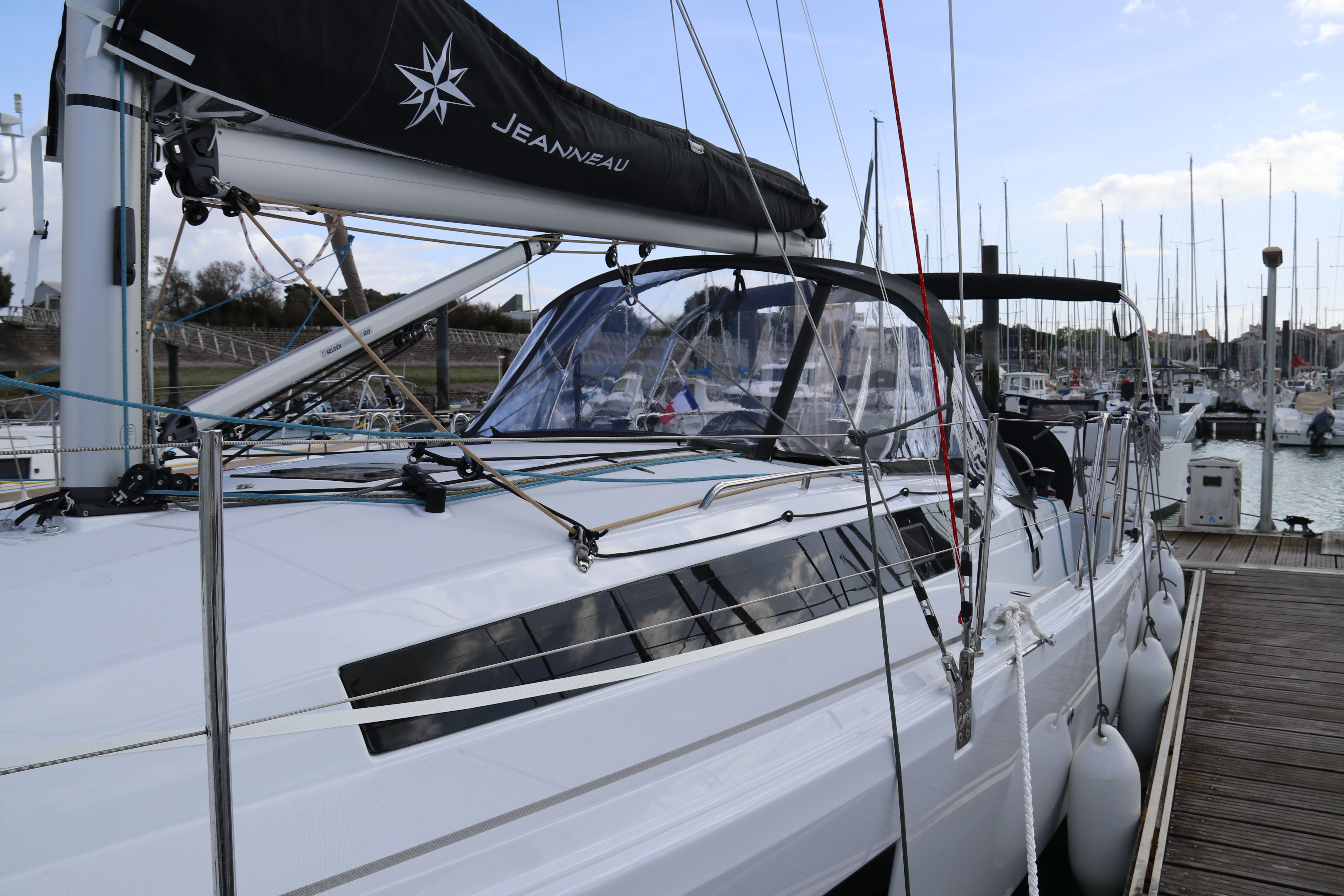 Jeanneau Sun Odyssey 350 | Ellada