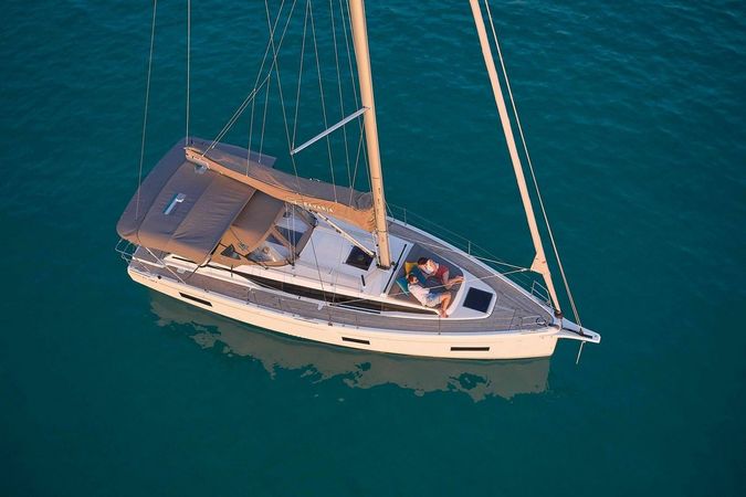 Bavaria C38 | Boot Sieben