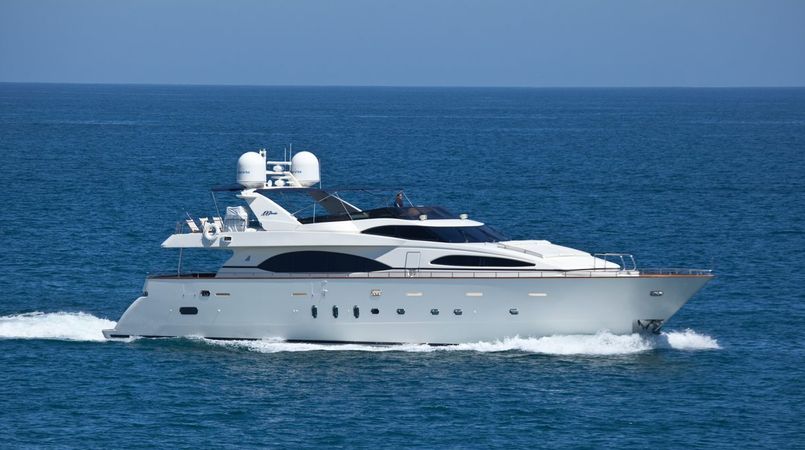 Azimut 100 | Super