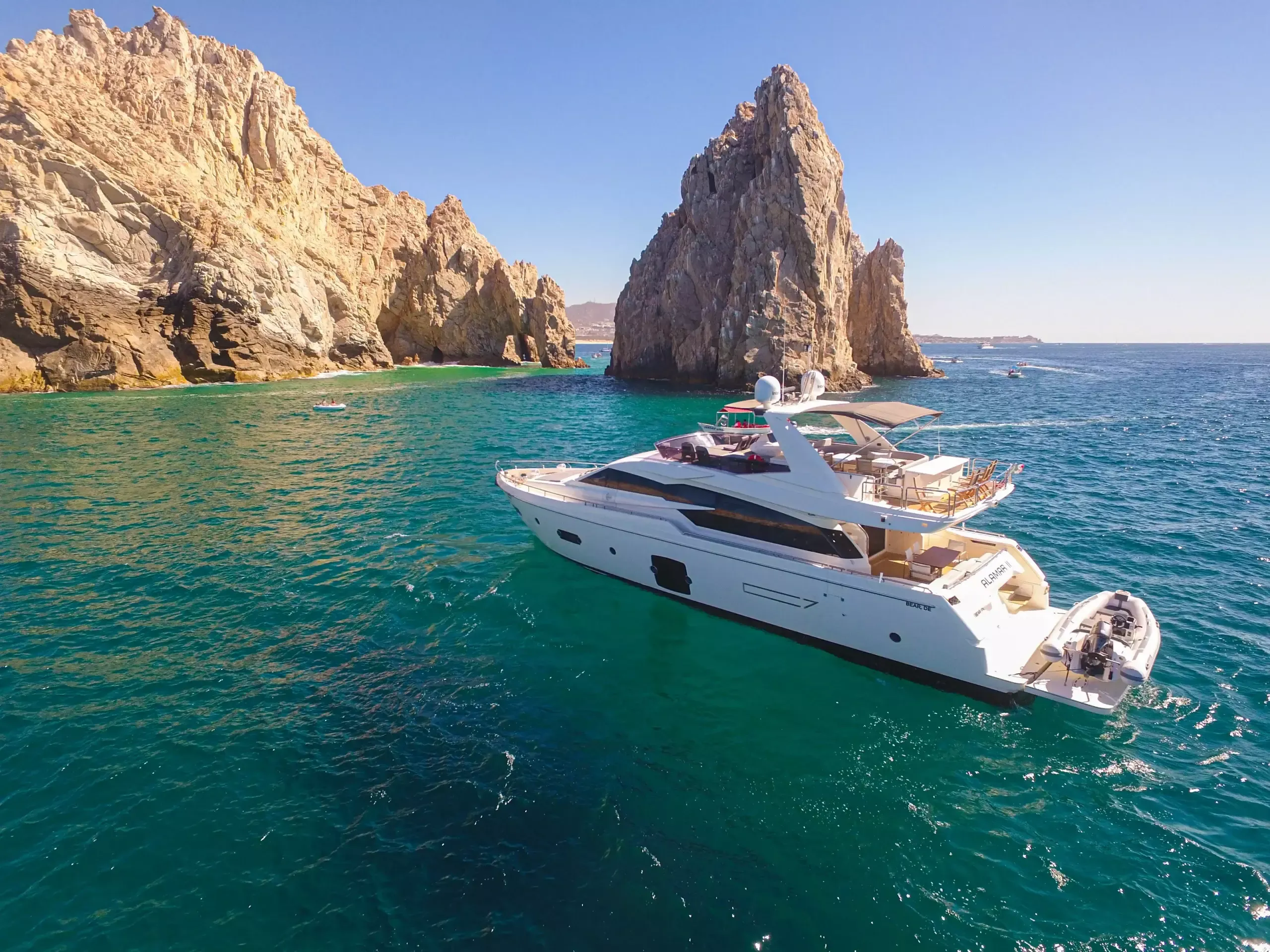 Ferretti 720 | Alamar 2